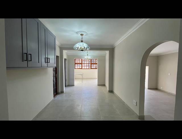 5 BEDROOM HOUSE FOR SALE IN WATERKLOOF HEIGHTS